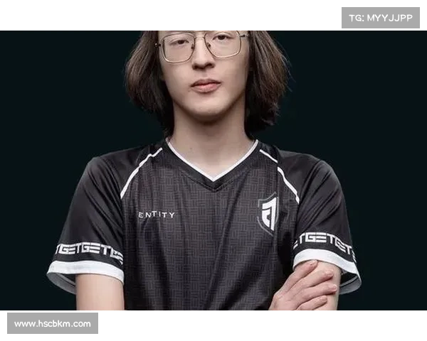 16岁中单Niku代表NaVi出战TI14 成为TI历史最年轻选手之一